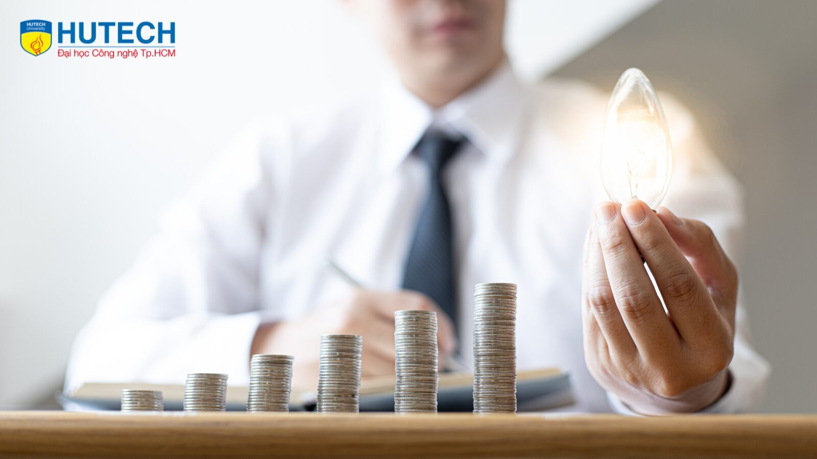 ẢNH WEB TS HUTECH - 2026-04-23T145223.603