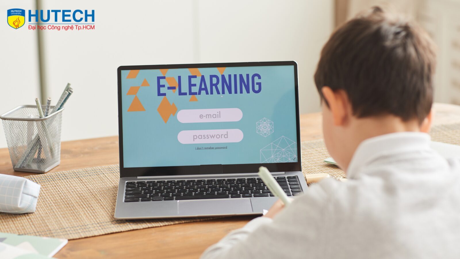 ẢNH WEB TS HUTECH - 2026-04-25T112057.480