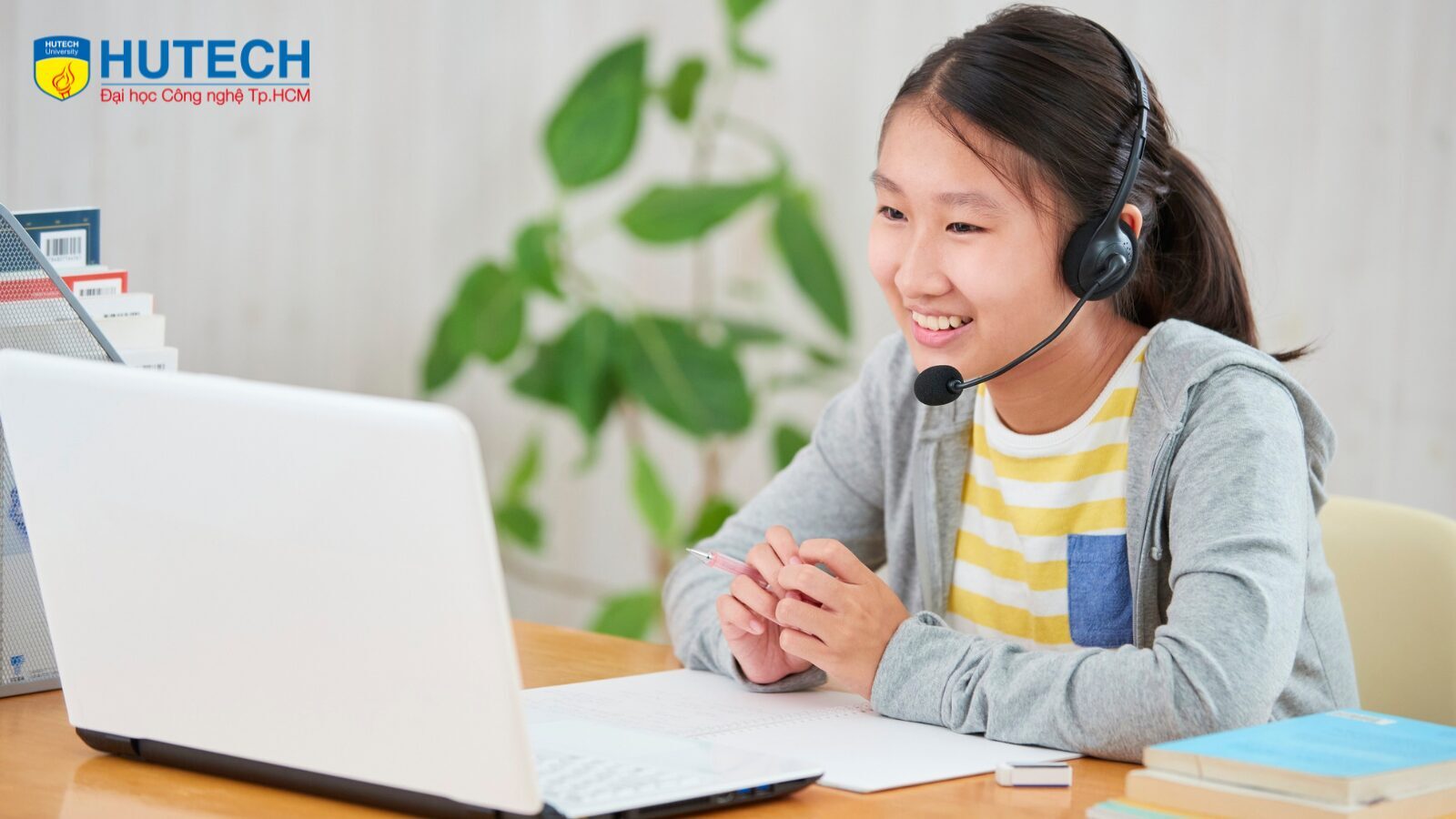 ẢNH WEB TS HUTECH - 2026-05-06T094001.650